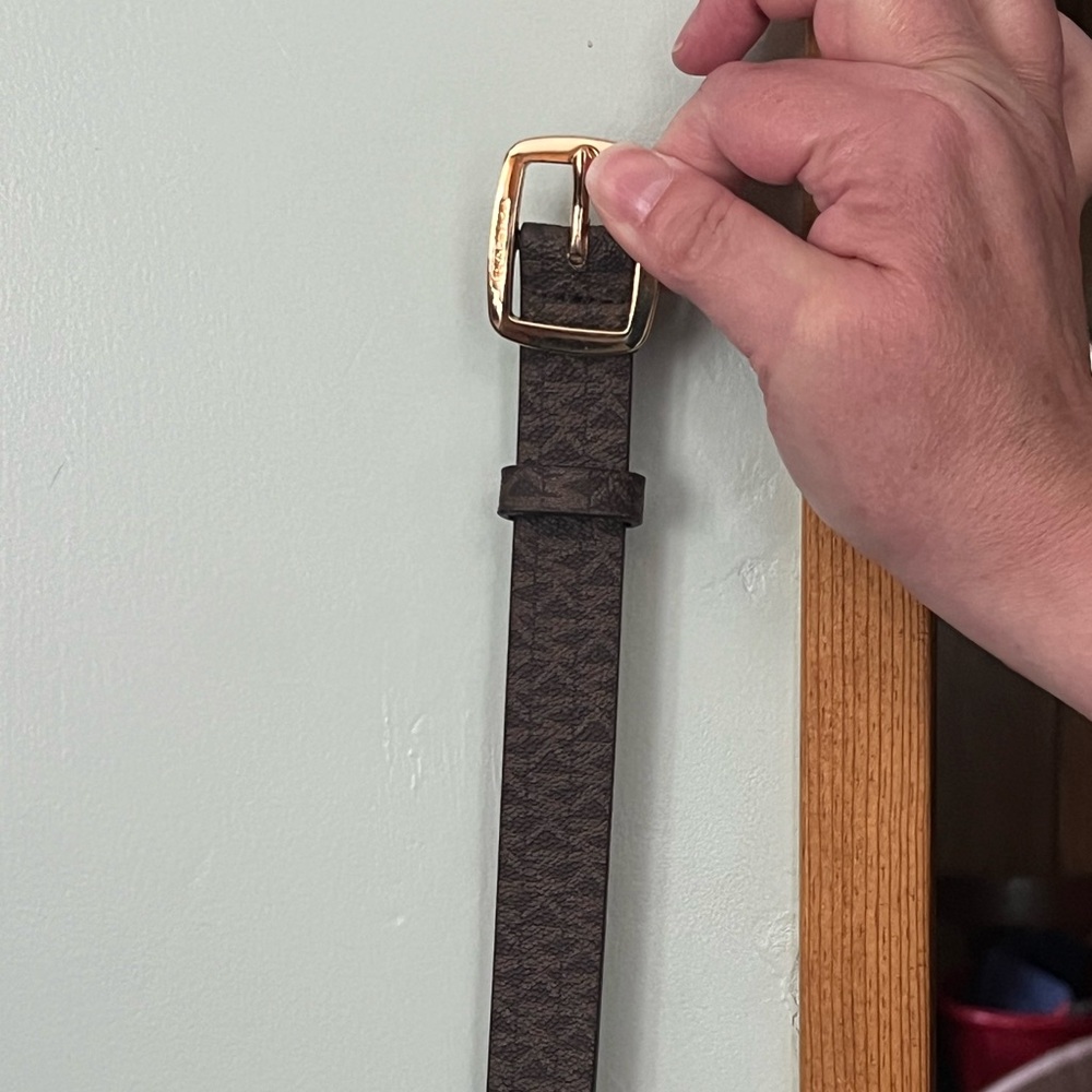 Large brown Michael Kors belt
